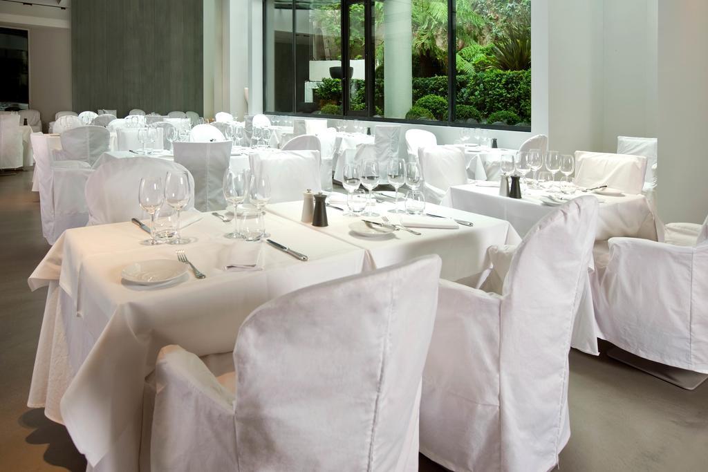 La Maison Champs Elysees Paris Restaurant photo